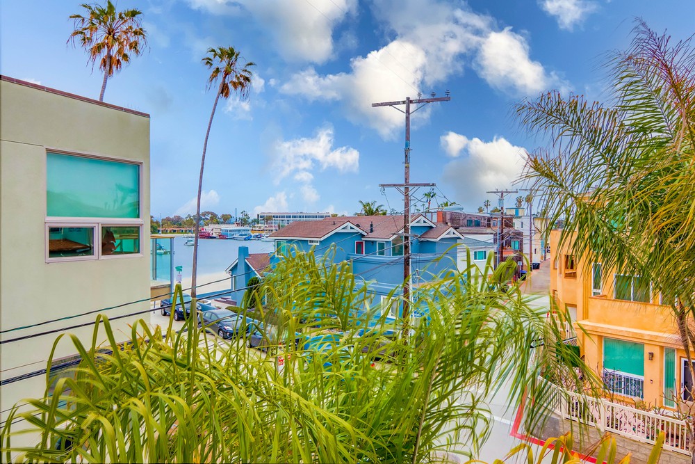 Virtual tour photo 38 of 61 for 838 Santa Barbara Pl