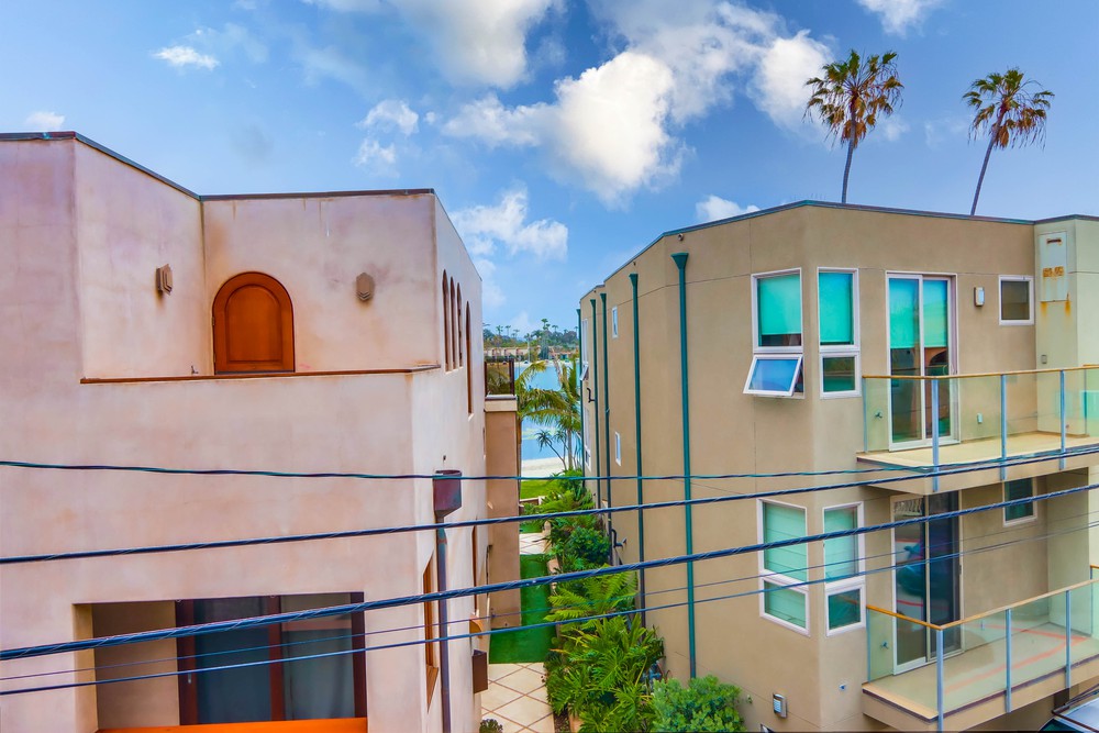 Virtual tour photo 49 of 61 for 838 Santa Barbara Pl