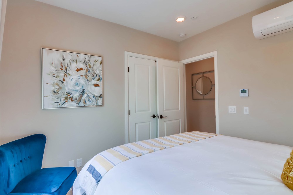 Virtual tour photo 56 of 61 for 838 Santa Barbara Pl