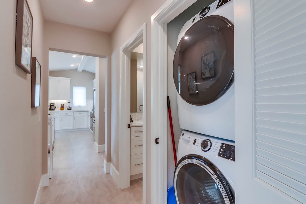 Virtual tour photo 60 of 61 for 838 Santa Barbara Pl