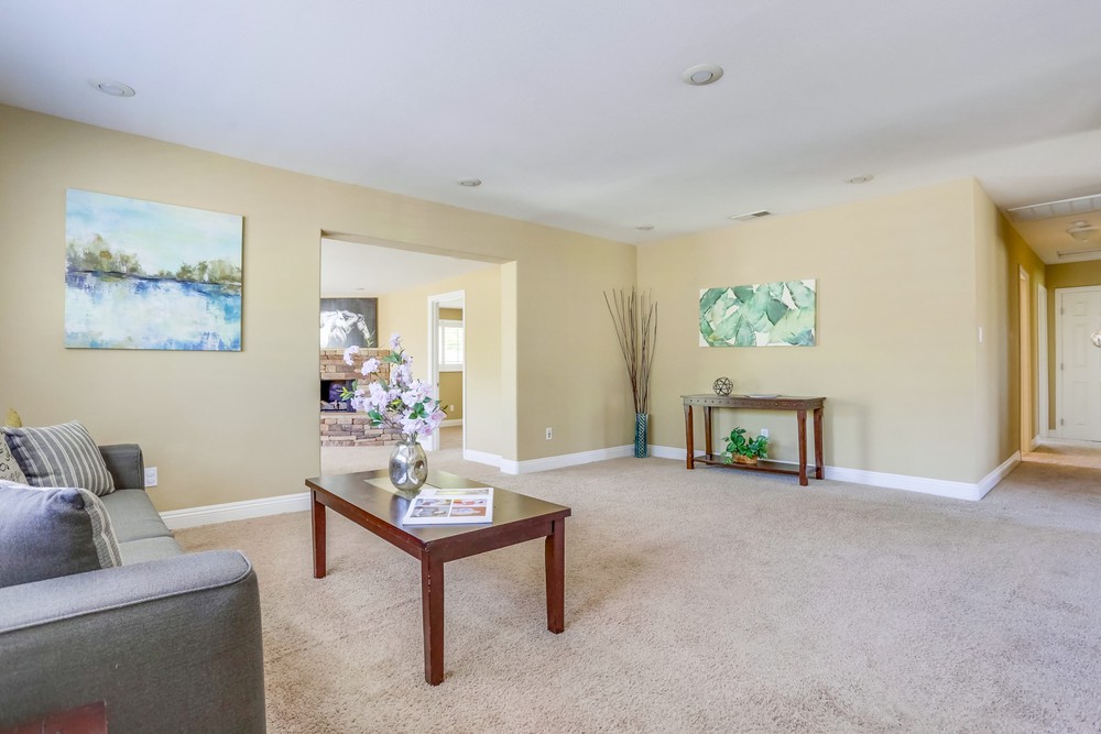 Virtual tour photo 10 of 40 for 8385 Lake Adlon Dr