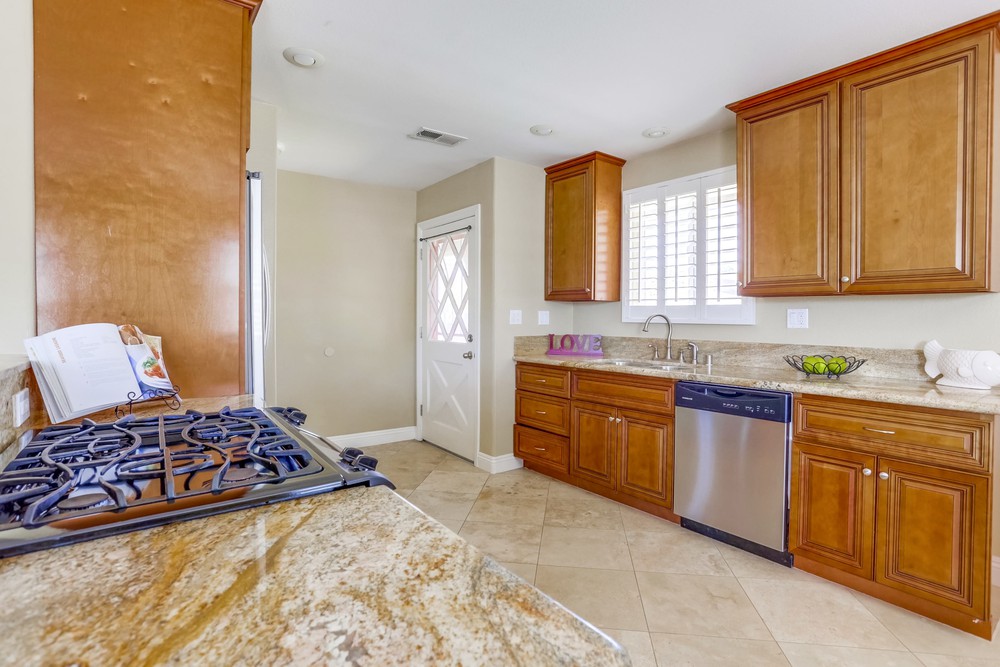 Virtual tour photo 16 of 40 for 8385 Lake Adlon Dr