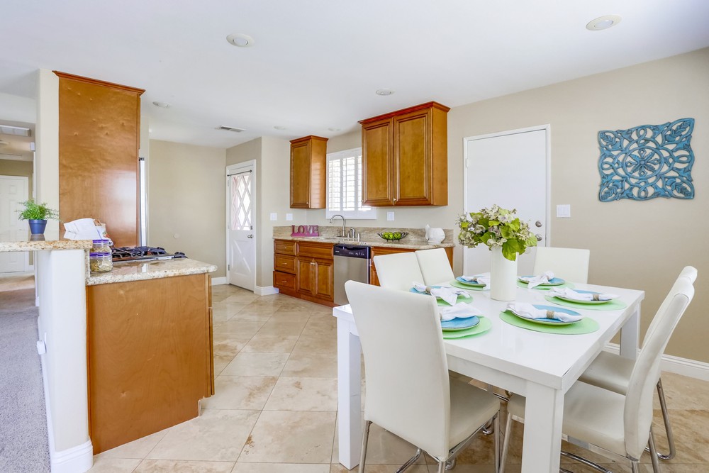 Virtual tour photo 20 of 40 for 8385 Lake Adlon Dr