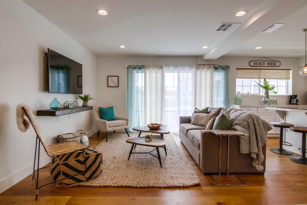 Virtual tour photo 9 of 67 for 839 Jamaica Ct