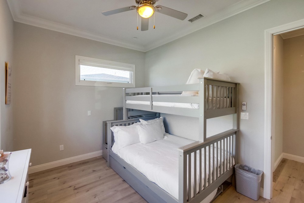 Virtual tour photo 53 of 64 for 839 Reed Ave