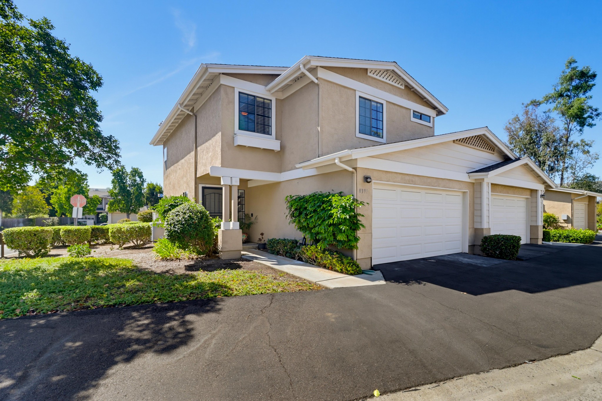 Virtual tour photo 3 of 49 for 8391 Suntree Pl