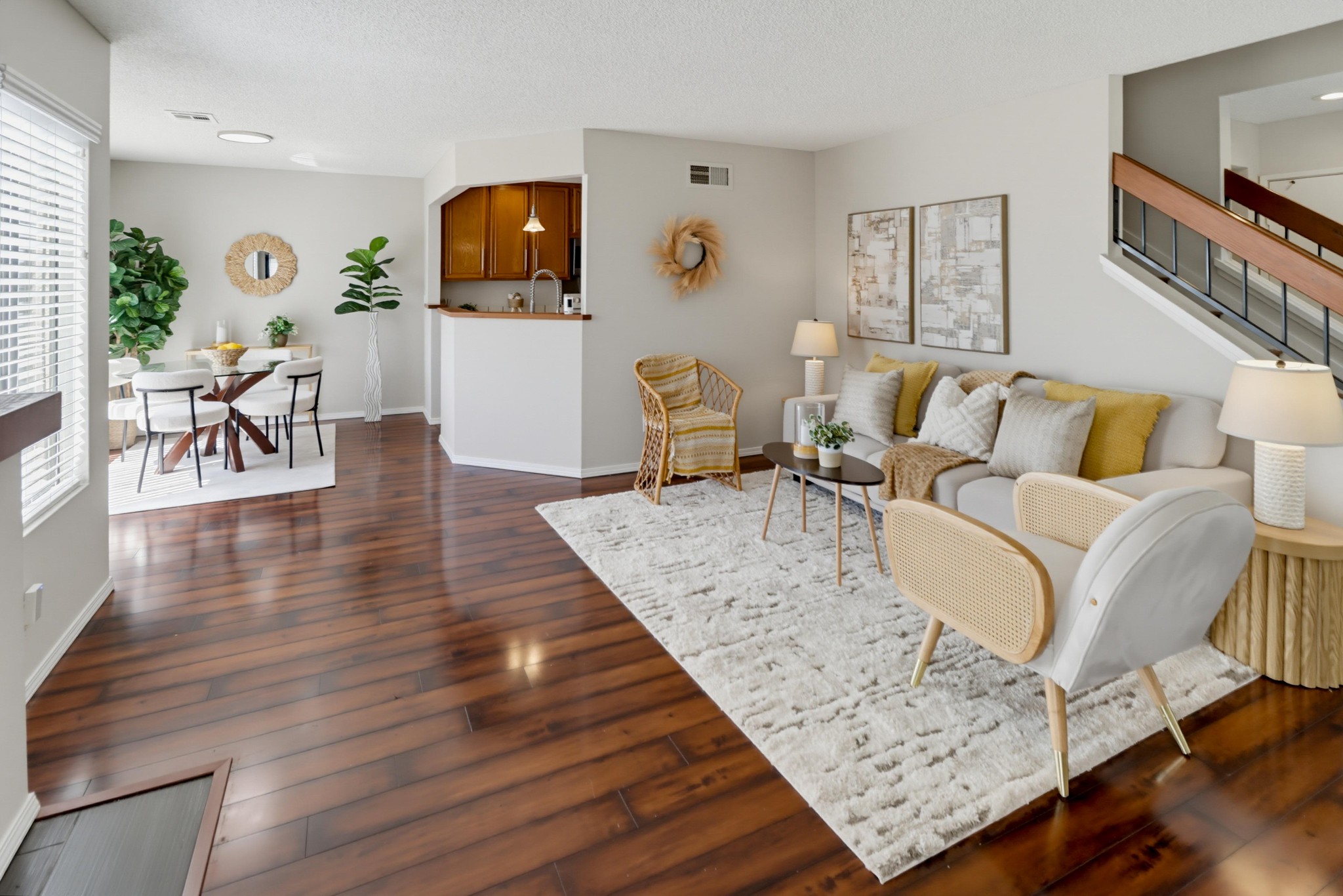 Virtual tour photo 8 of 49 for 8391 Suntree Pl