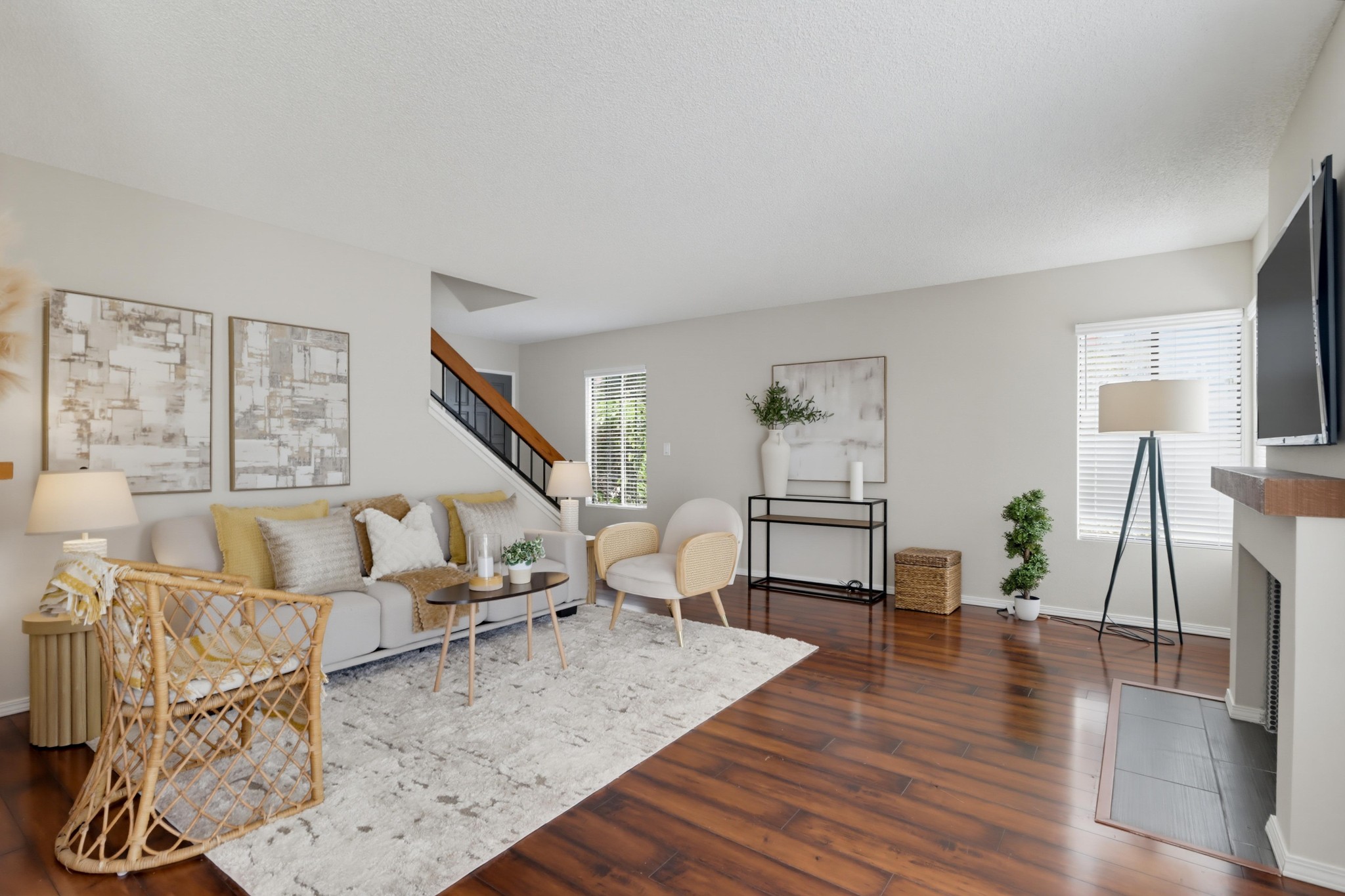Virtual tour photo 9 of 49 for 8391 Suntree Pl