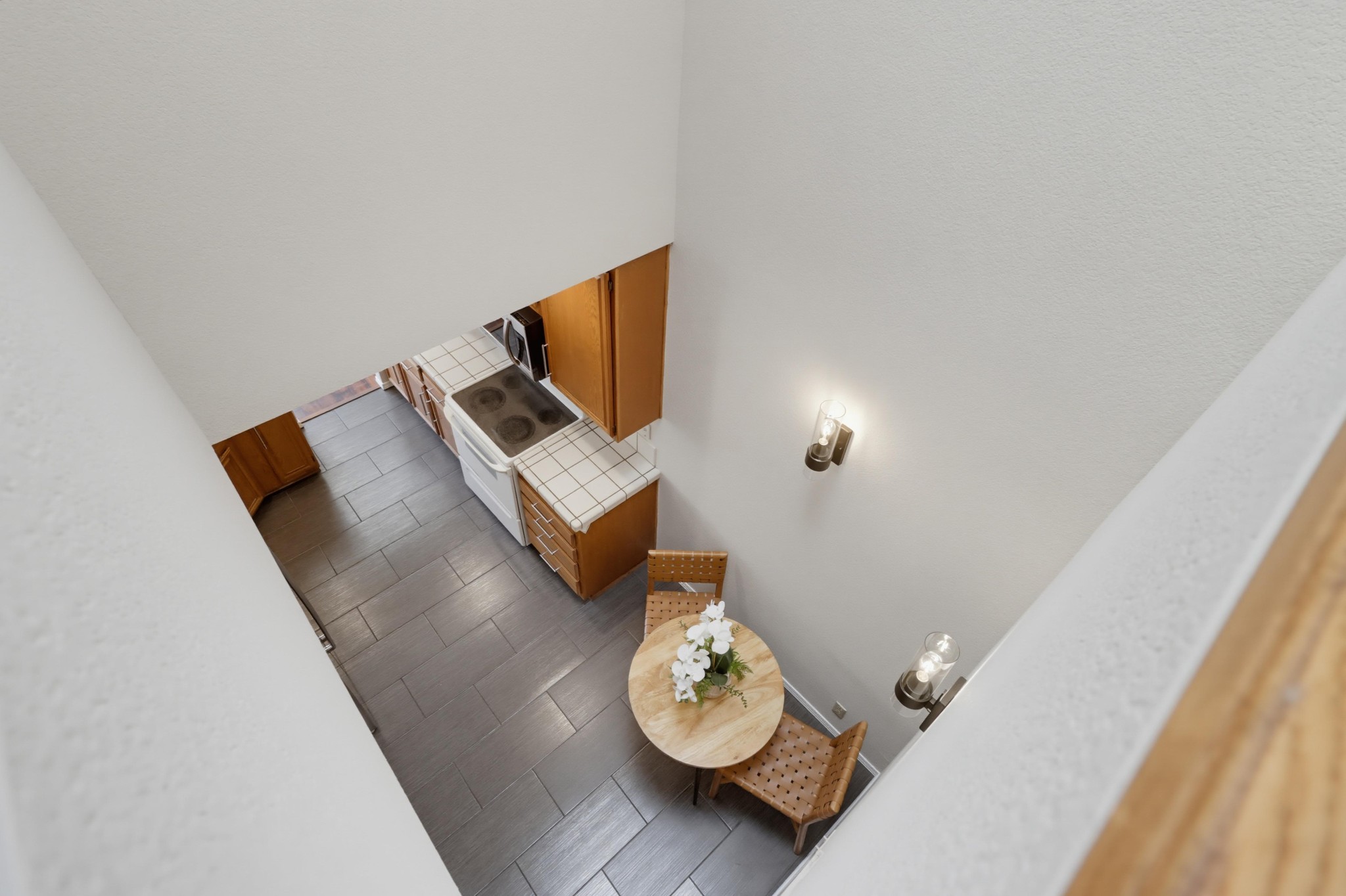 Virtual tour photo 21 of 49 for 8391 Suntree Pl