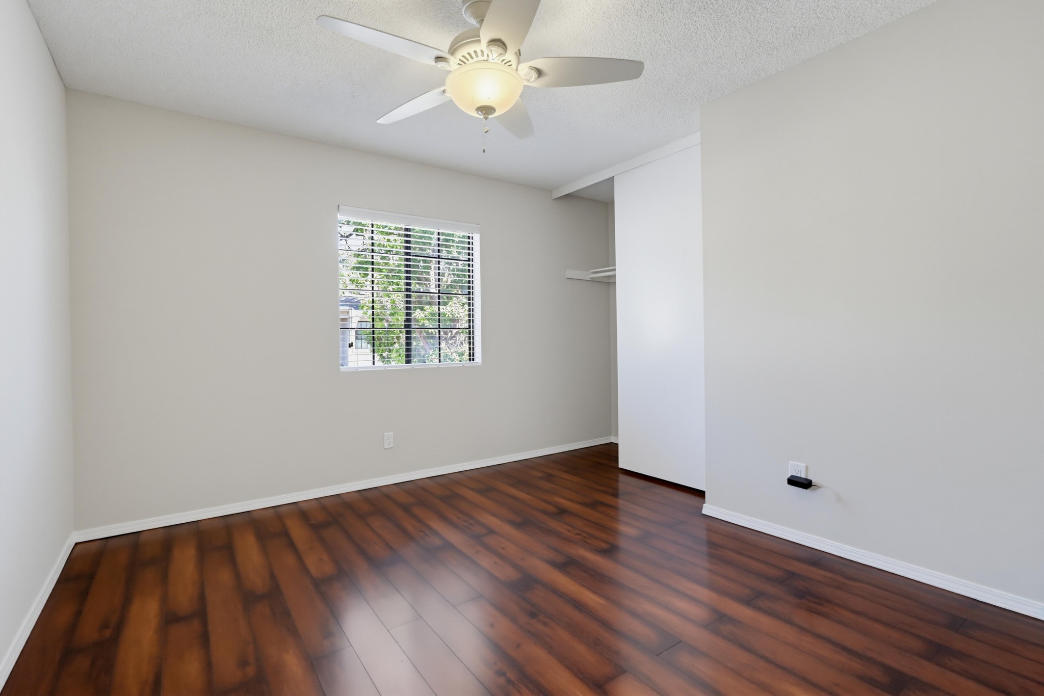 Virtual tour photo 35 of 49 for 8391 Suntree Pl
