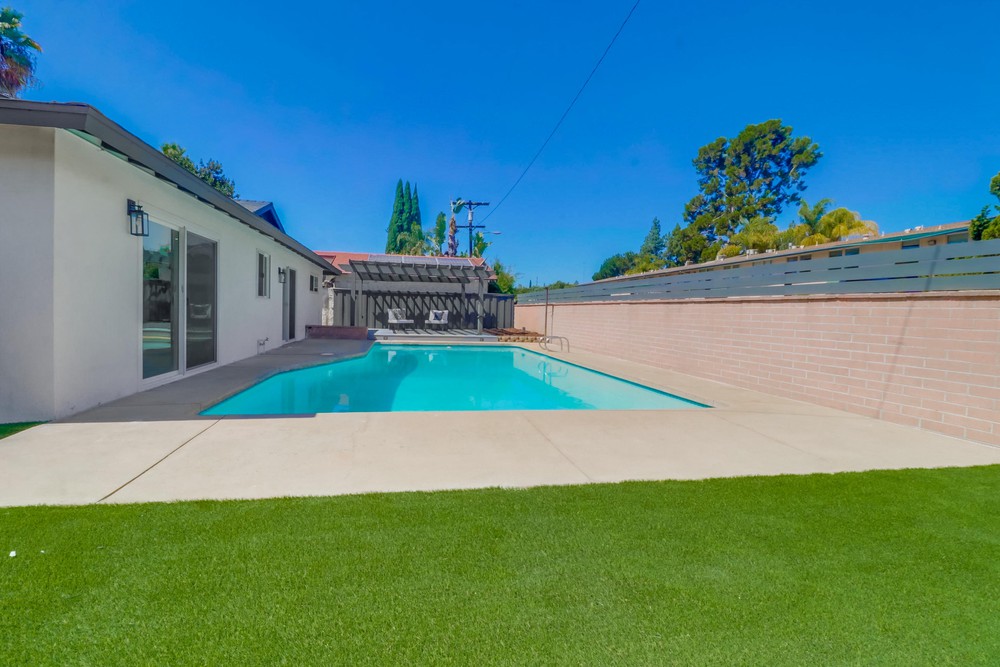 Virtual tour photo 38 of 47 for 8394 Blue Lake Dr