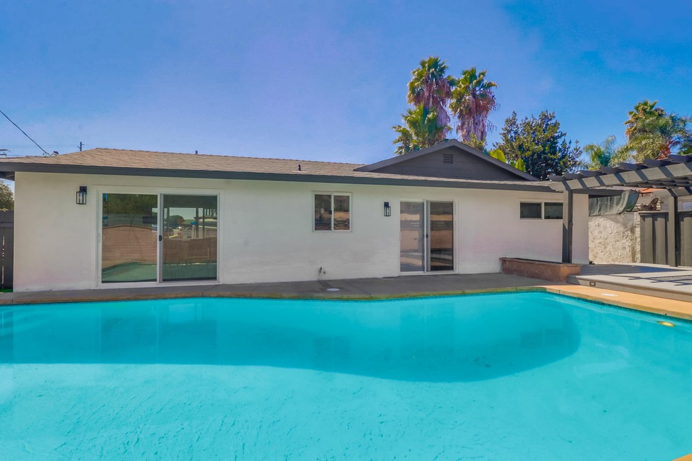 Virtual tour photo 40 of 47 for 8394 Blue Lake Dr