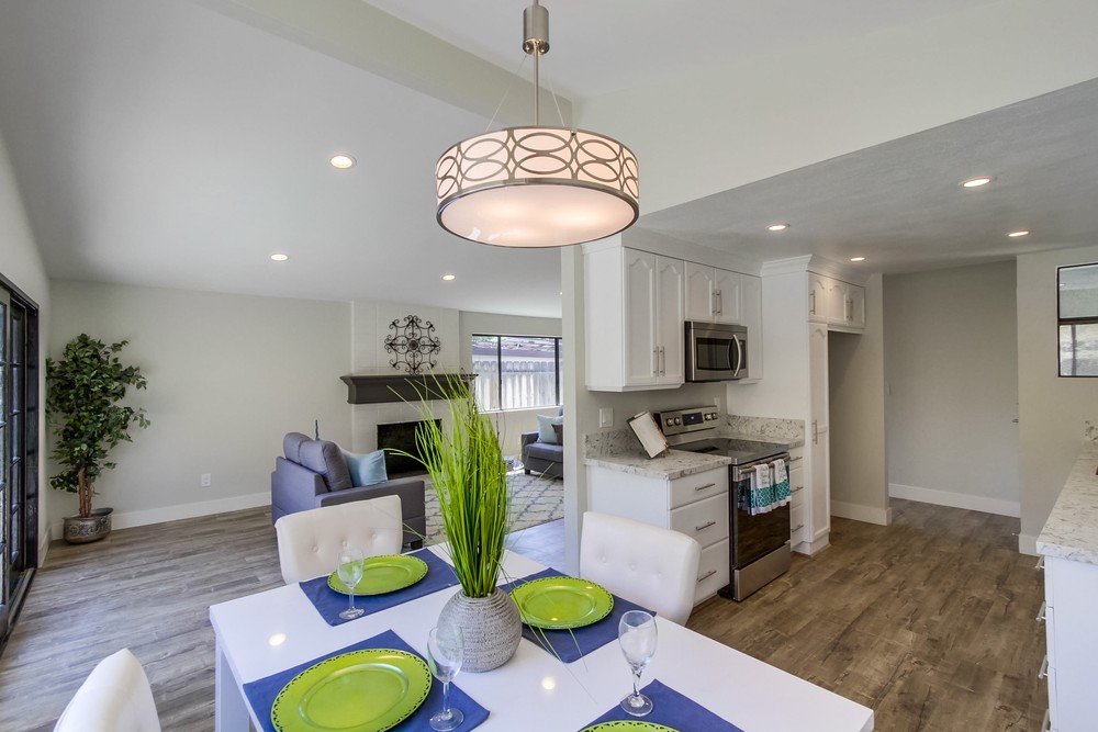 Virtual tour photo 12 of 38 for 8395 Hudson Dr