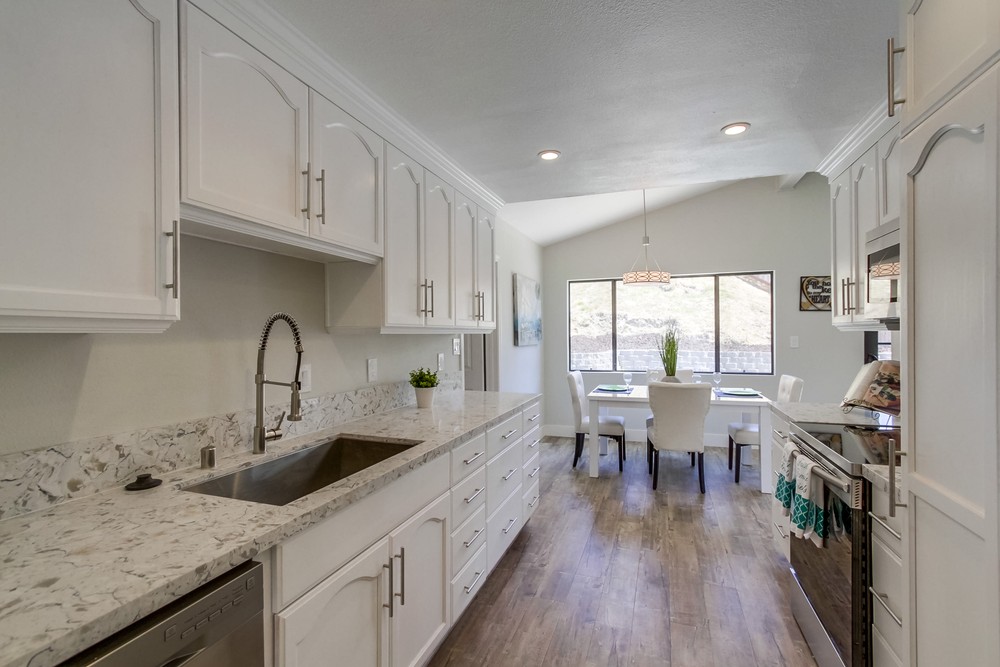 Virtual tour photo 16 of 38 for 8395 Hudson Dr