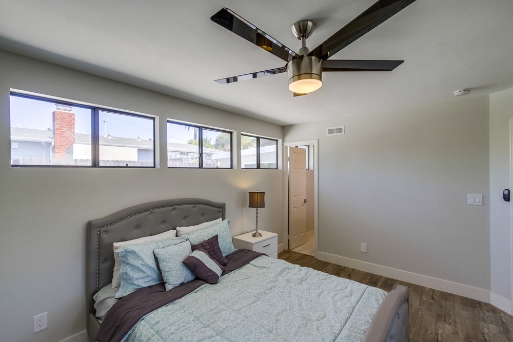 Virtual tour photo 21 of 38 for 8395 Hudson Dr