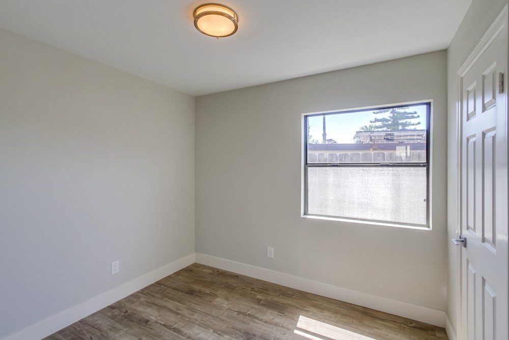 Virtual tour photo 31 of 38 for 8395 Hudson Dr