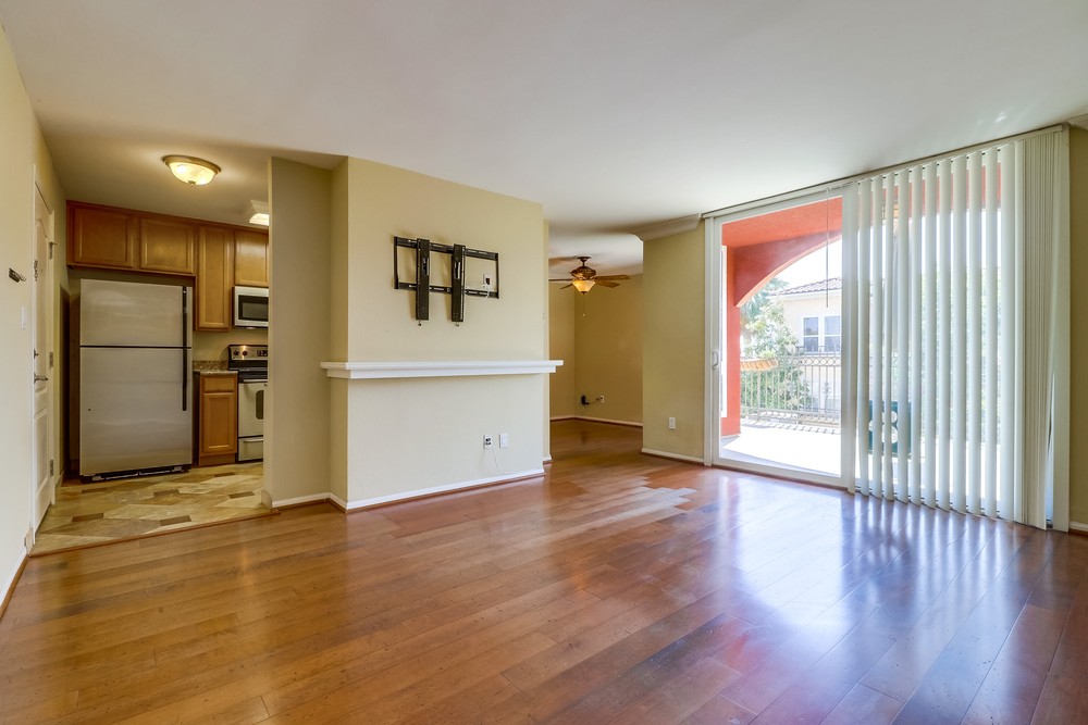 Virtual tour photo 4 of 32 for 840 Turquoise St #108