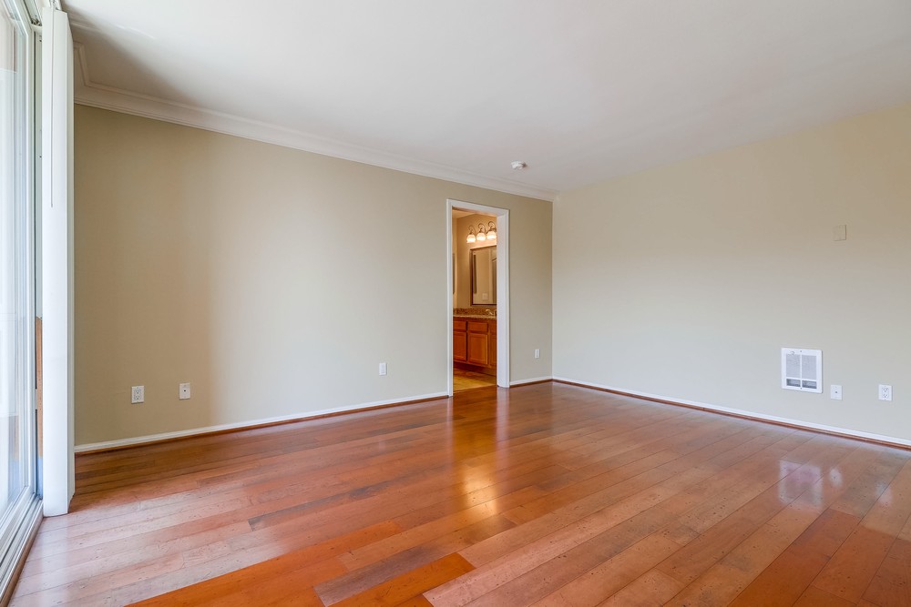 Virtual tour photo 6 of 32 for 840 Turquoise St #108