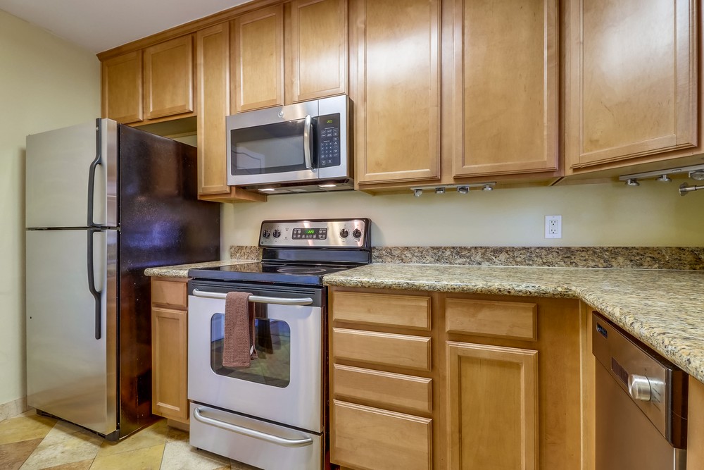 Virtual tour photo 18 of 32 for 840 Turquoise St #108