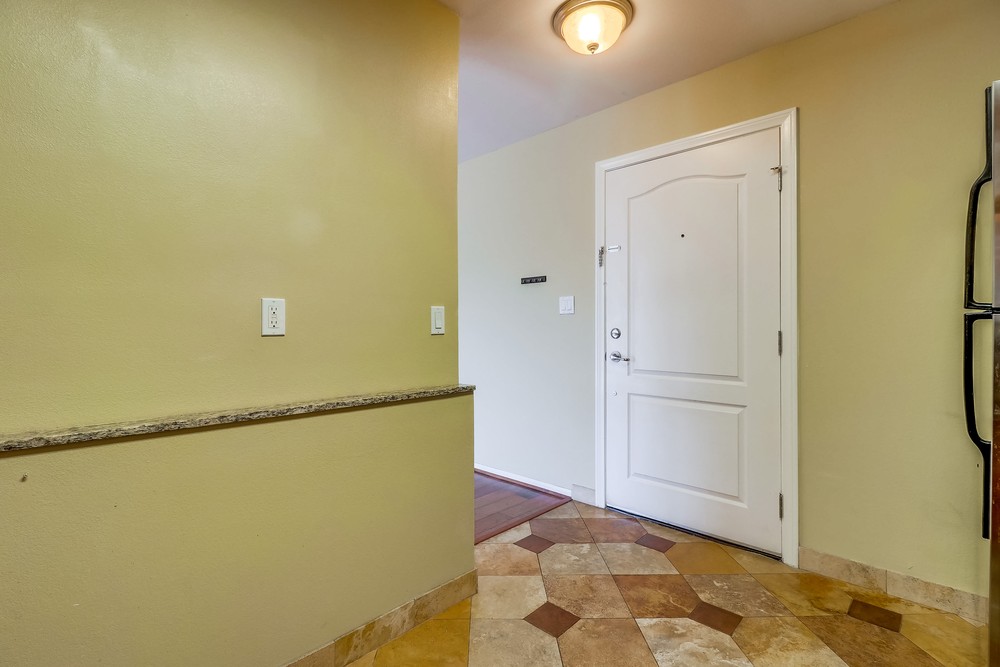 Virtual tour photo 19 of 32 for 840 Turquoise St #108