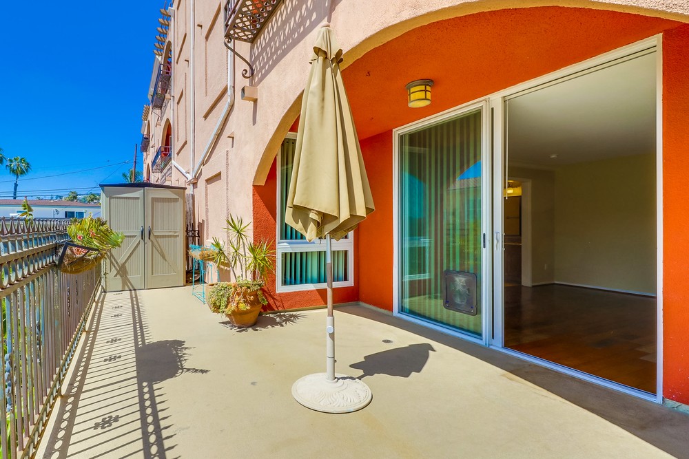Virtual tour photo 30 of 32 for 840 Turquoise St #108