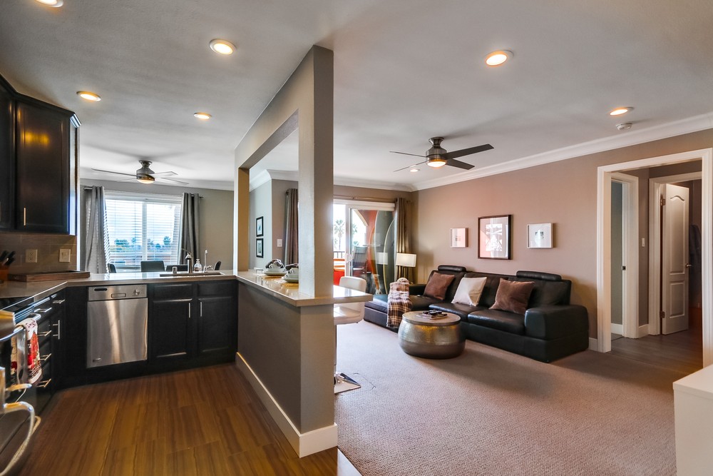 Virtual tour photo 1 of 39 for 840 Turquoise St #204