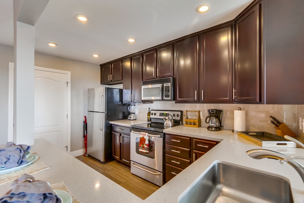 Virtual tour photo 13 of 39 for 840 Turquoise St #204