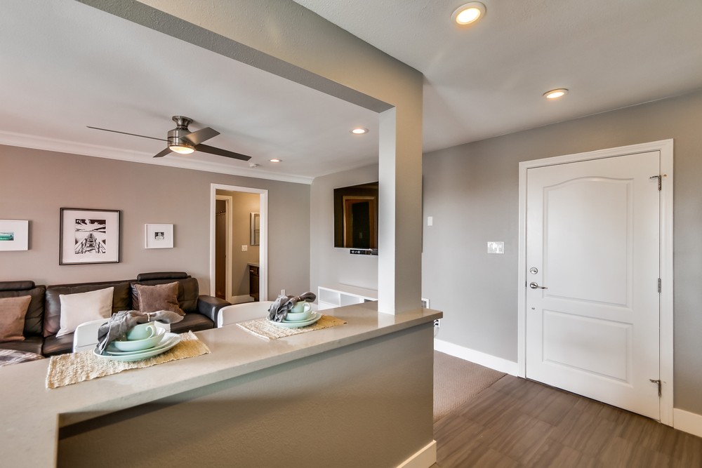 Virtual tour photo 19 of 39 for 840 Turquoise St #204