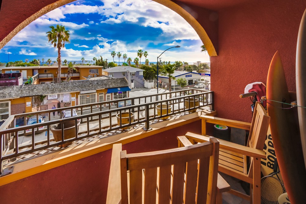 Virtual tour photo 30 of 39 for 840 Turquoise St #204