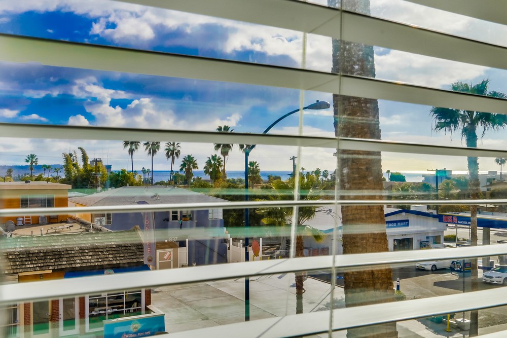 Virtual tour photo 37 of 39 for 840 Turquoise St #204