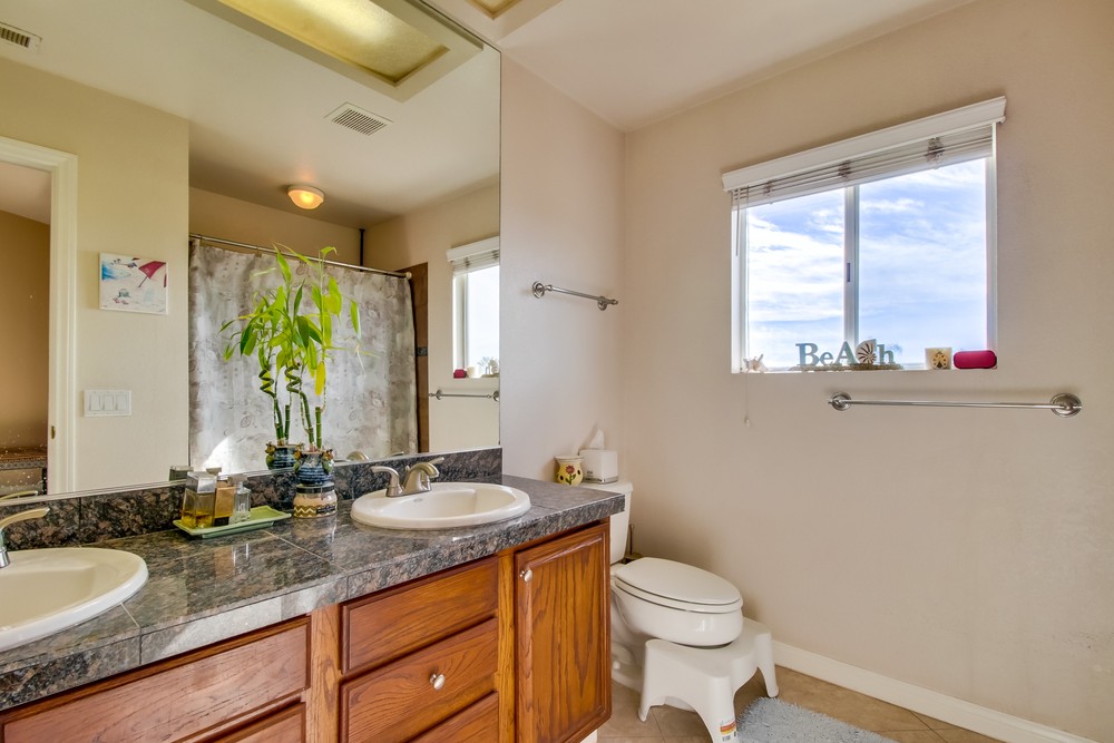 Virtual tour photo 17 of 22 for 840 Turquoise St #215