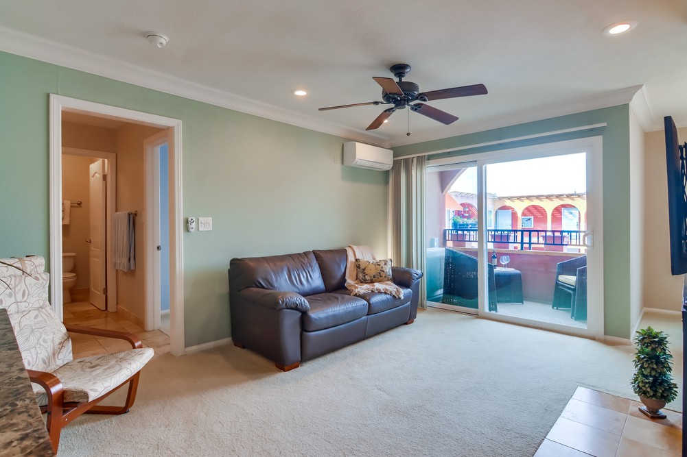 Virtual tour photo 5 of 33 for 840 Turquoise St UNIT 305