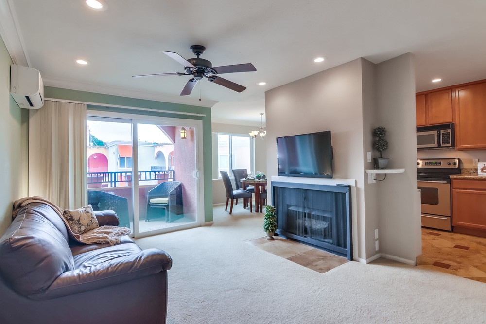 Virtual tour photo 7 of 33 for 840 Turquoise St UNIT 305