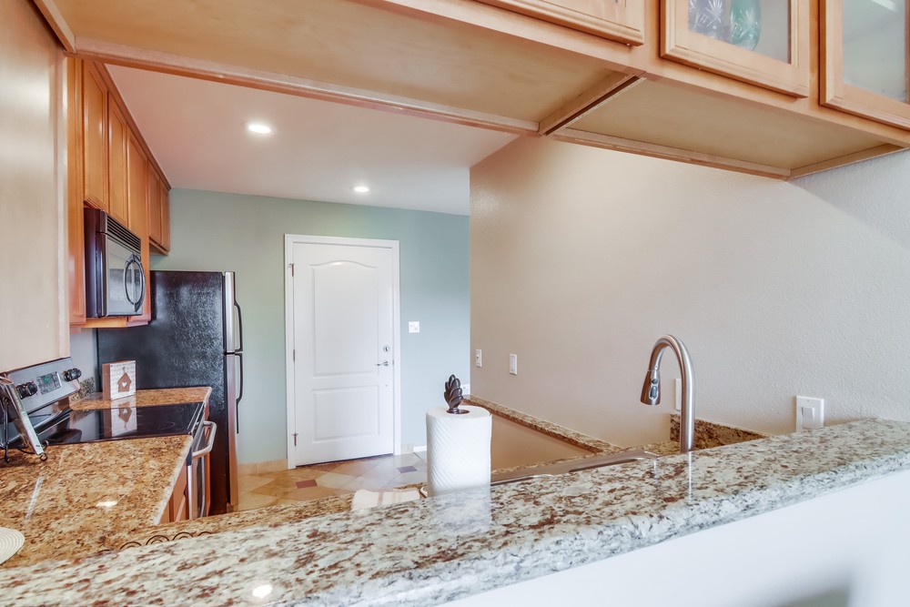 Virtual tour photo 15 of 33 for 840 Turquoise St UNIT 305