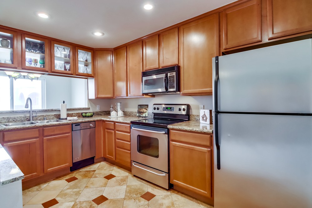 Virtual tour photo 18 of 33 for 840 Turquoise St UNIT 305