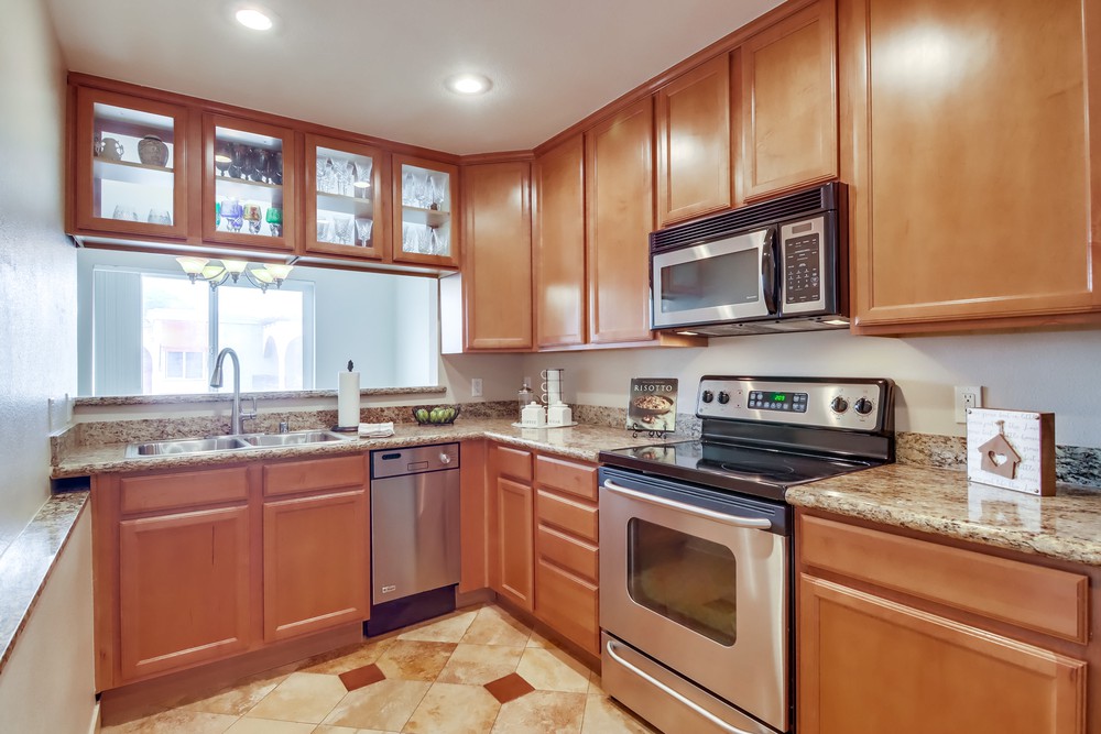 Virtual tour photo 19 of 33 for 840 Turquoise St UNIT 305