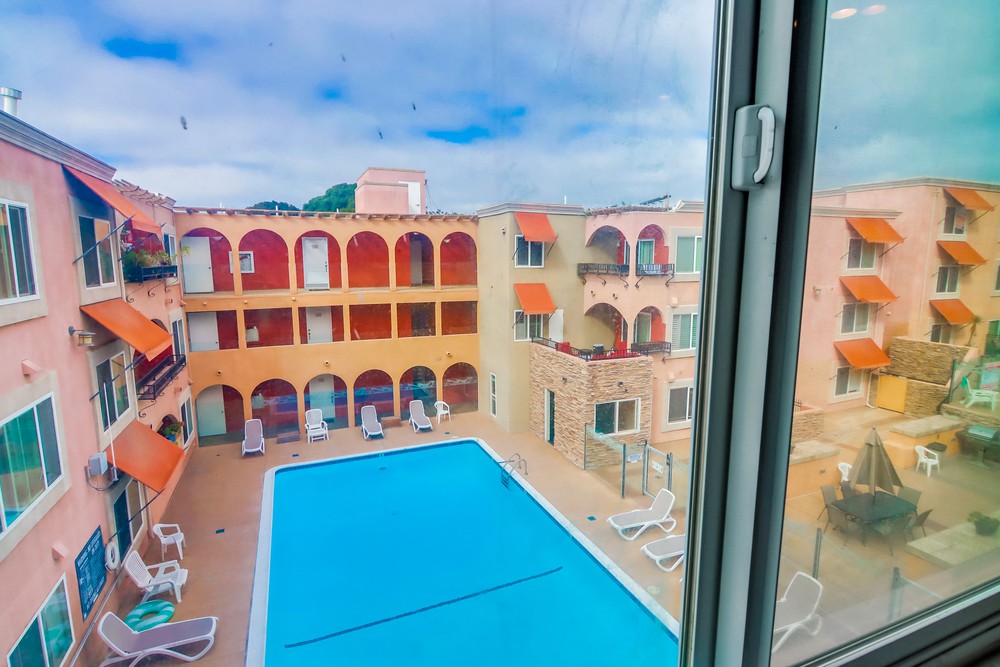 Virtual tour photo 29 of 33 for 840 Turquoise St UNIT 305