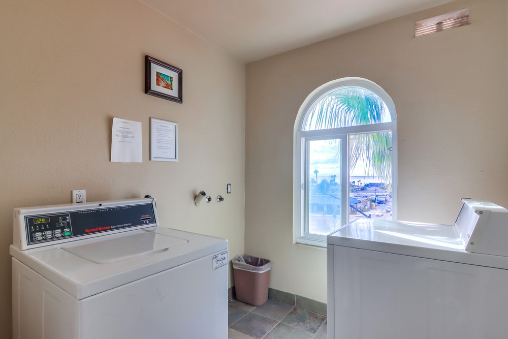 Virtual tour photo 33 of 33 for 840 Turquoise St UNIT 305