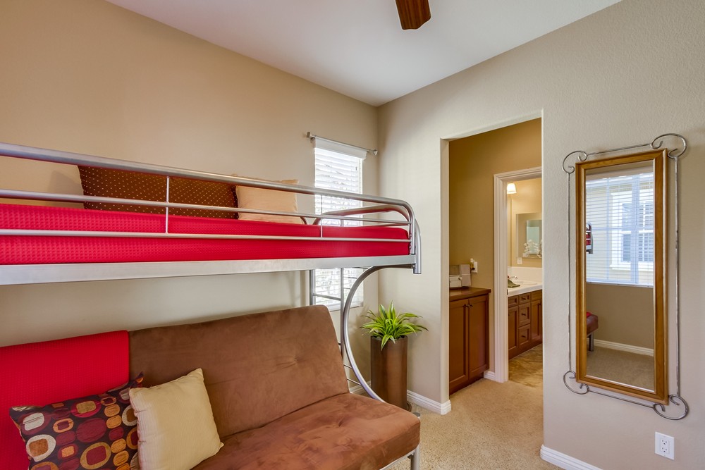 Virtual tour photo 17 of 25 for 8400 Katherine Claire Ln