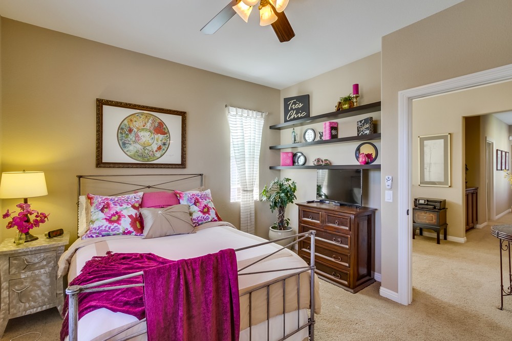 Virtual tour photo 18 of 25 for 8400 Katherine Claire Ln