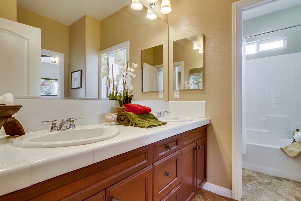 Virtual tour photo 19 of 25 for 8400 Katherine Claire Ln