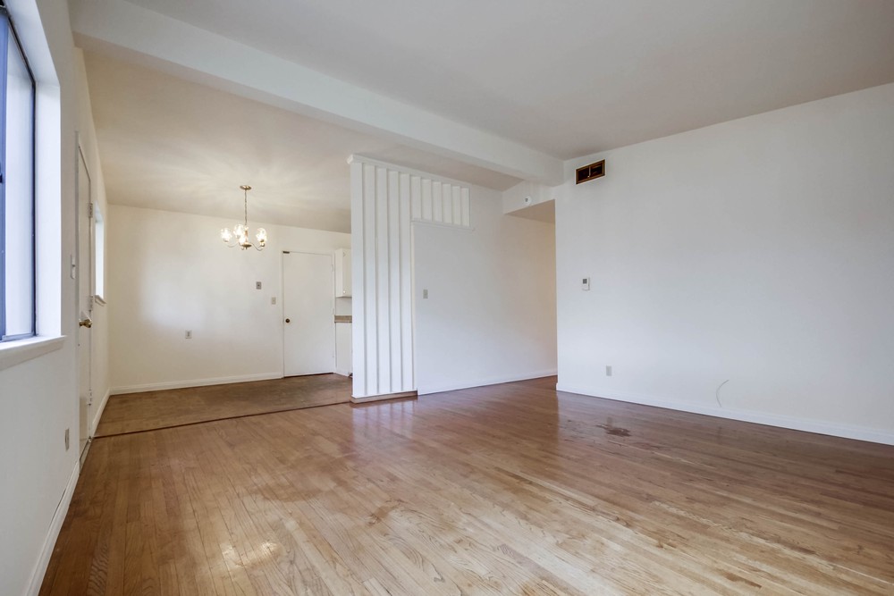 Virtual tour photo 6 of 41 for 8404 Onalaska Ave