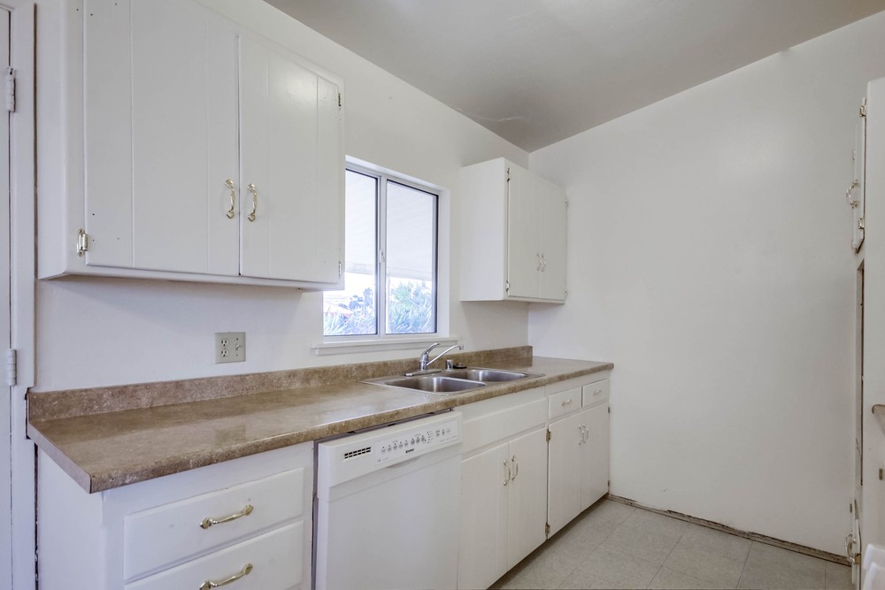 Virtual tour photo 15 of 41 for 8404 Onalaska Ave