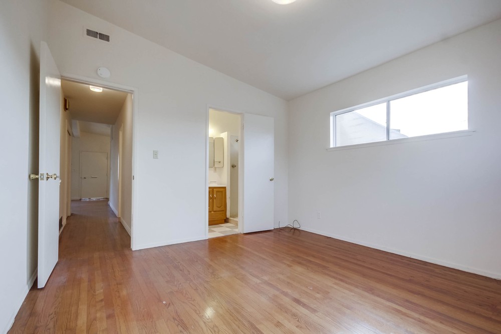Virtual tour photo 20 of 41 for 8404 Onalaska Ave
