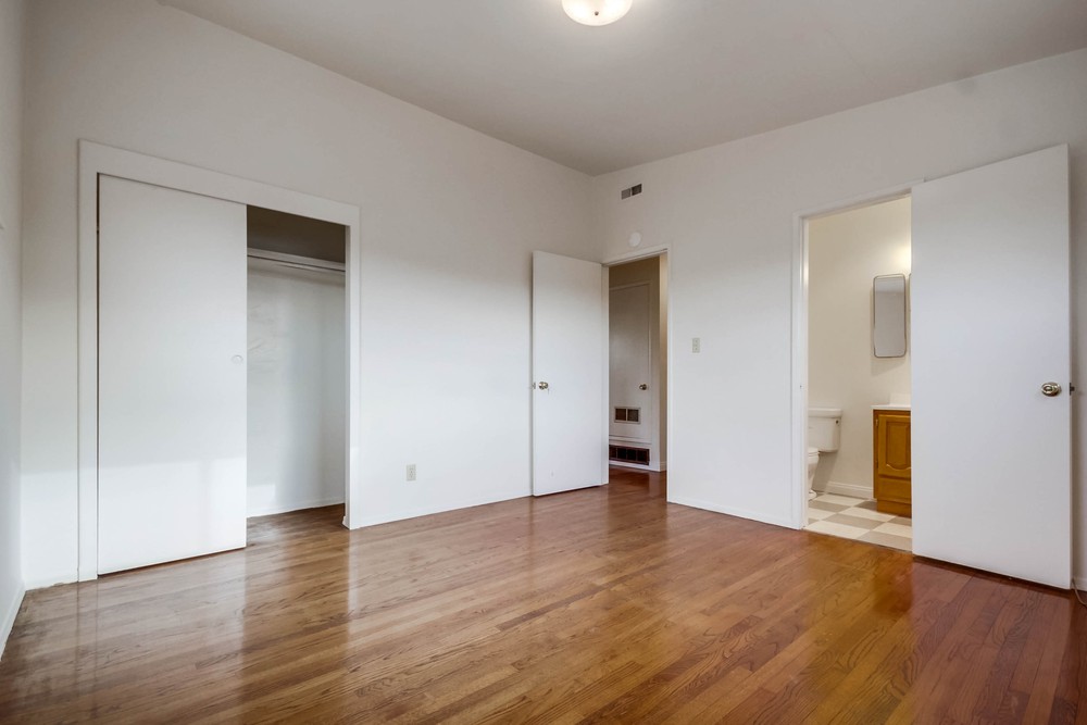 Virtual tour photo 21 of 41 for 8404 Onalaska Ave