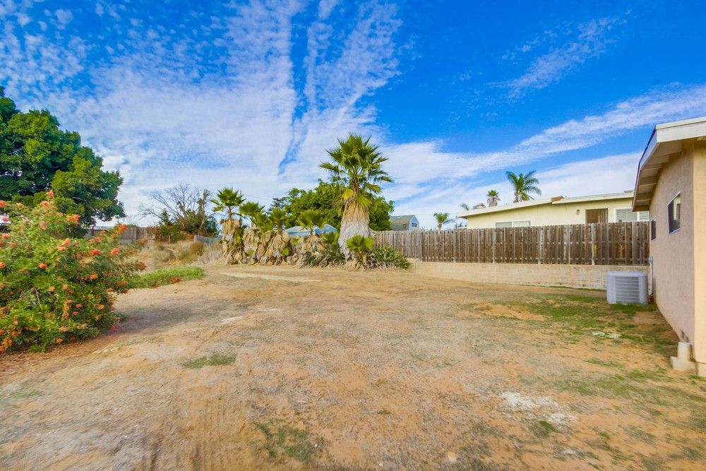 Virtual tour photo 33 of 41 for 8404 Onalaska Ave