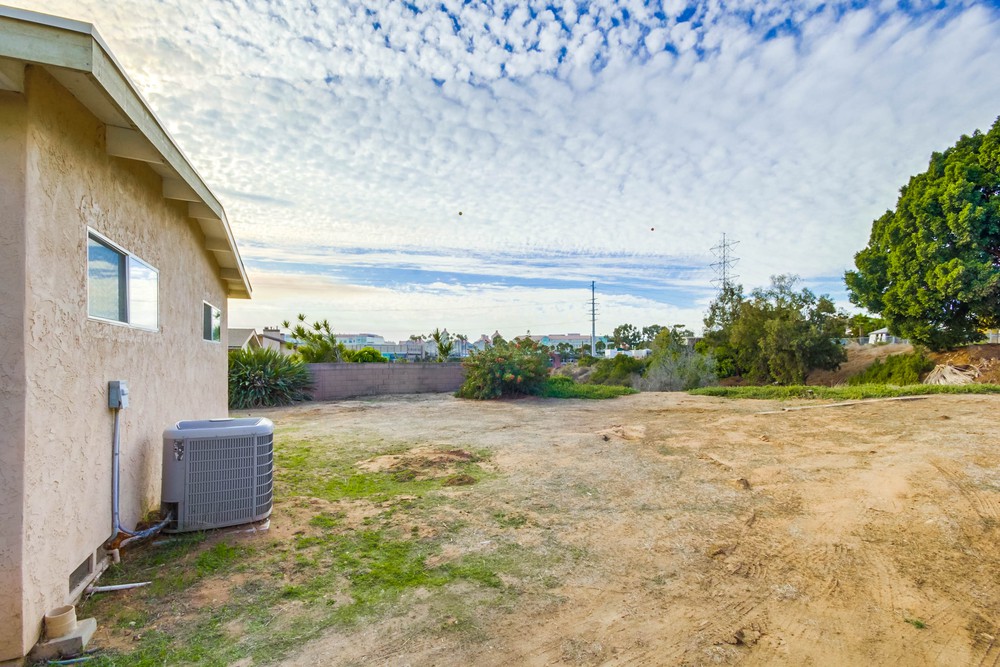 Virtual tour photo 34 of 41 for 8404 Onalaska Ave