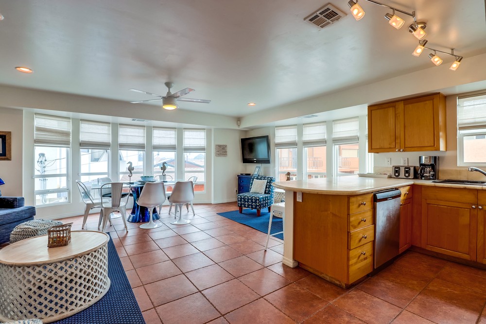 Virtual tour photo 6 of 56 for 841 Avalon Ct