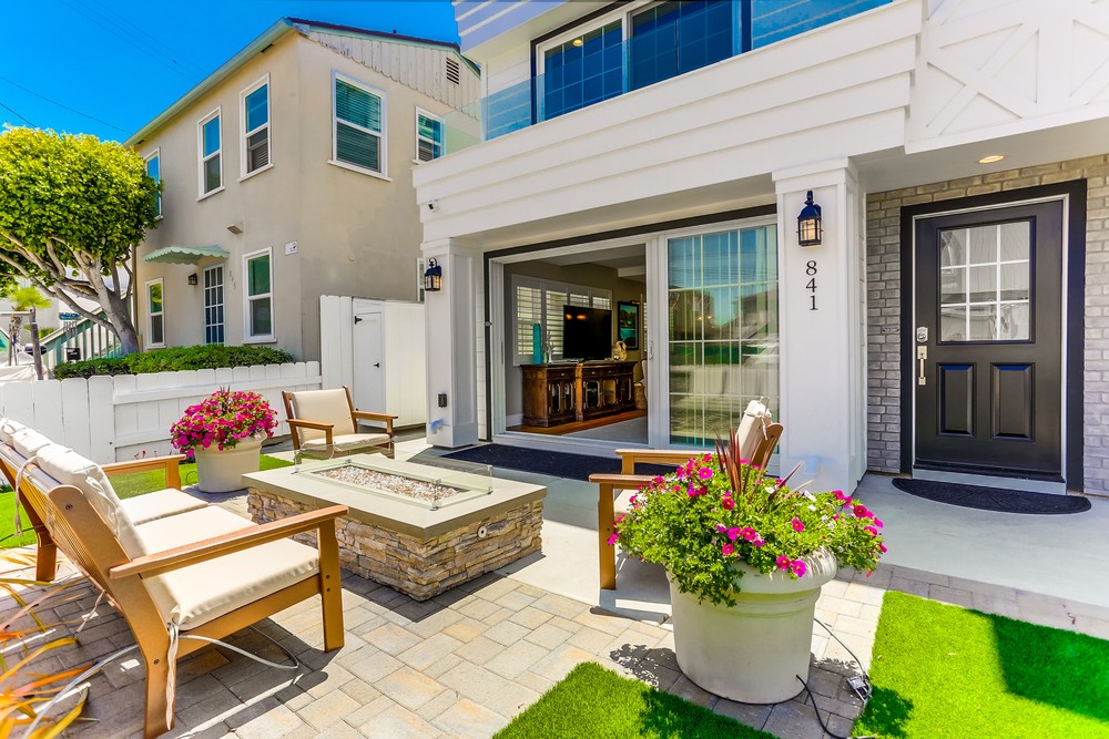Virtual tour photo 6 of 61 for 841 Jamaica Ct