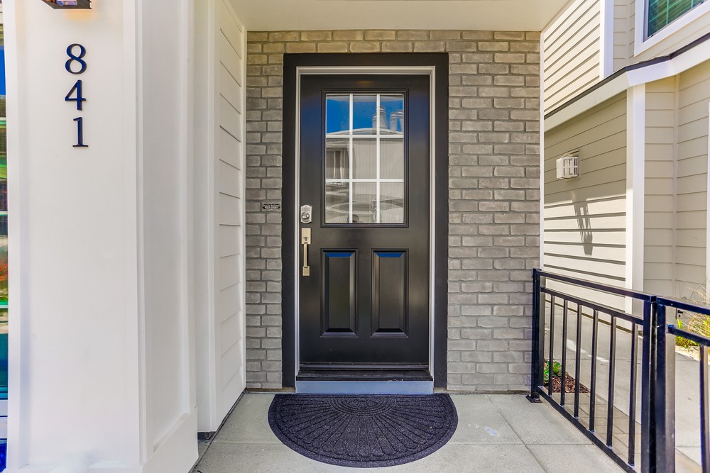 Virtual tour photo 10 of 61 for 841 Jamaica Ct